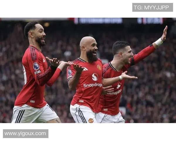 曼联与西汉姆激战正酣谁能在英超赛场上笑到最后 曼联与西汉姆激战正酣谁能在英超赛场上笑到最后